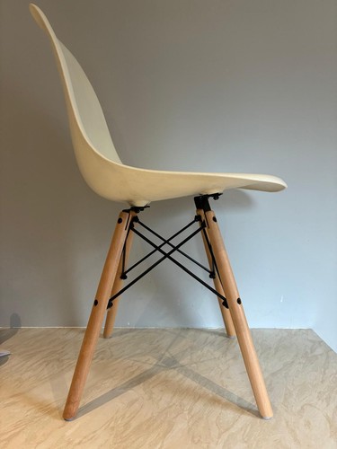 Vitra eames dsw chair - vitra, –