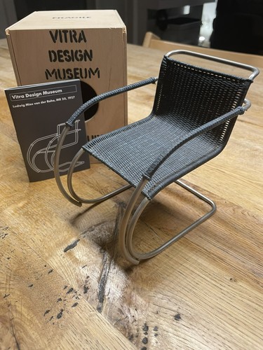 Vitra mies van der rohe - 20,