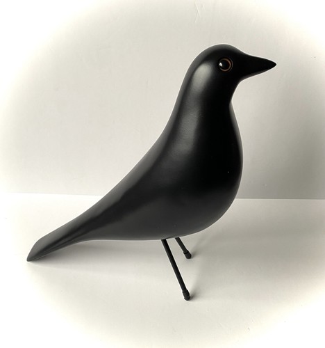 Black house bird - house,