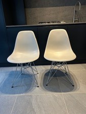 Vitra Eames Plastic Shell
